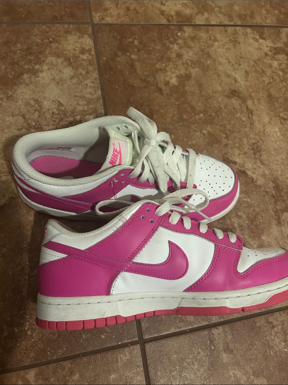 Nike Women's Low-Top Sneakers - White & Hot Pink